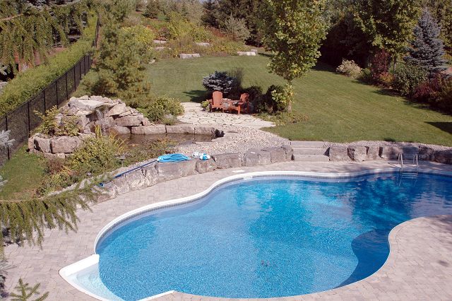 Oak Ridges Ontario Swimming Pool